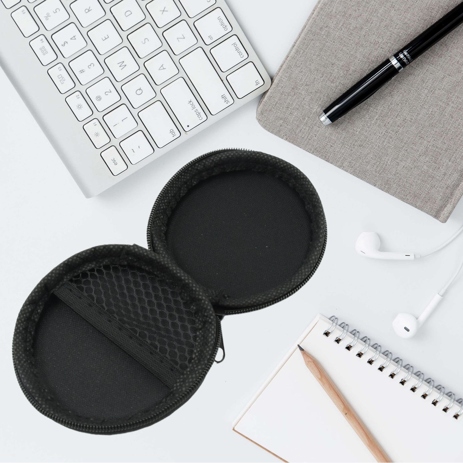Cute round case for Airpods and cables Cute round case for Airpods and cables